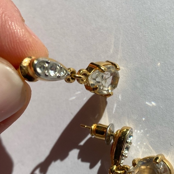 EVEVIC crystals from SWAROVSKI dangle earrings for pierced ears - Picture 7 of 12